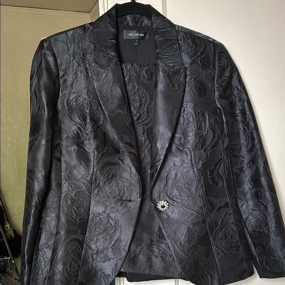 St. John Charcoal Rose Patterned Blazer